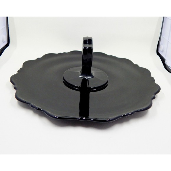 LE Smith Glass Mt. Pleasant Black Amethyst Single Handle Serving Tidbit Tray - Picture 4 of 8